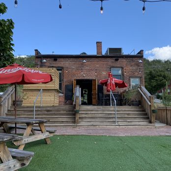 Local Post East End Eatery - Back patio - Pizza Near Me - Cincinnati, Ohio