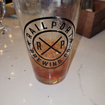 Twisted Sisters Tap House - Even the Tea is great - Beer Bar Near Me - Midlothian, Texas Twisted Sisters Tap House - Even the Tea is great - Beer Bar Near Me - Midlothian, Texas