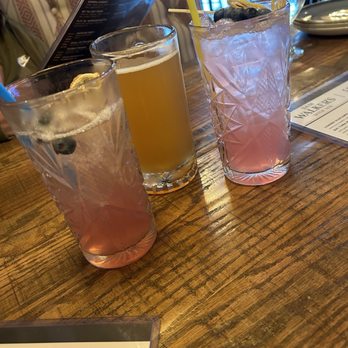Sam Walker’s - Cocktails were on point - American Near Me - Woburn, Massachusetts