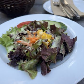 Gustav's Brasserie - Kleiner Beilagensalat - Bistros Near Me - Bad Soden, HE Gustav's Brasserie - Kleiner Beilagensalat - Bistros Near Me - Bad Soden, HE