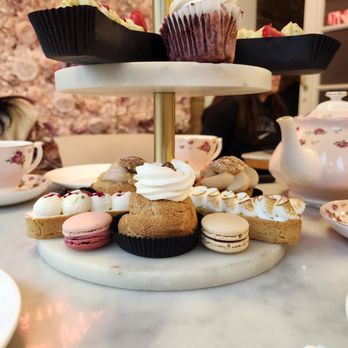 Atelier Marjorie - Dessert Tower - Patisserie/Cake Shop Near Me - Montreal, Quebec
