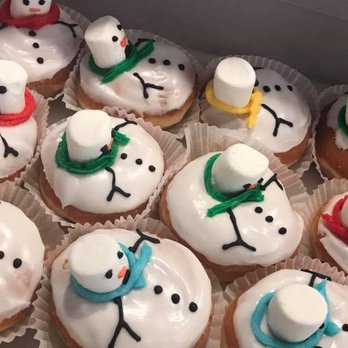 Donut Hub - Snowman donuts.....Seriously talented people here! - Donuts Near Me - Orange, California