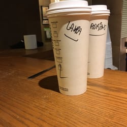 Starbucks - Having a Starbucks in ARGENTINA !!!! Que lindo que es visitar la familia ! Aunque sea por pocos días