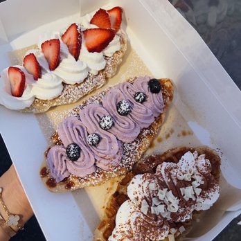 Maison De Croissant - Croffles - Bakeries Near Me - Irvine, California