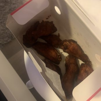 Monga Fried Chicken - 1 lb New Orleans style chicken wings - Taiwanese Near Me - Toronto, Ontario