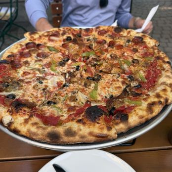 Noble Twist Taphouse - Supreme - Pizza Near Me - Saugatuck, Michigan