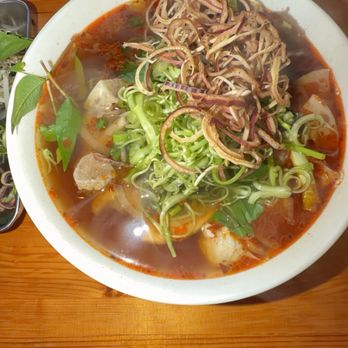 Patê Vietnamese Cuisine - Spicy Beef Noodle/ Bún Bò Huế - Vietnamese Near Me - Honolulu, Hawaii Patê Vietnamese Cuisine - Spicy Beef Noodle/ Bún Bò Huế - Vietnamese Near Me - Honolulu, Hawaii