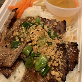 Pho Hoai - Boneless pork chop over vermicelli - Vietnamese Near Me - Brooklyn, New York Pho Hoai - Boneless pork chop over vermicelli - Vietnamese Near Me - Brooklyn, New York