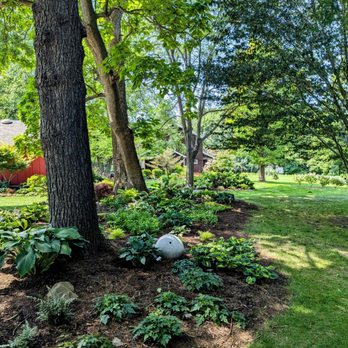 Hornbaker Gardens - Nurseries & Gardening Near Me - Princeton, Illinois