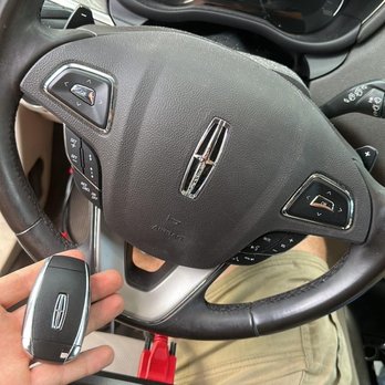 Locksmith Elite Orlando - Lincoln key prog. Original key just for 280$ - Keys & Locksmiths Near Me - Orlando, Florida Locksmith Elite Orlando - Lincoln key prog. Original key just for 280$ - Keys & Locksmiths Near Me - Orlando, Florida
