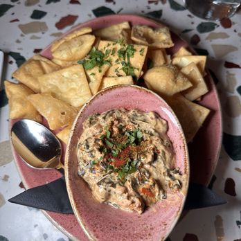 EaTo - Spinach Dip - Pizza Near Me - Minneapolis, Minnesota