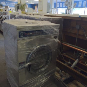 Sparkle Laundry Lounge - Getting semi-new washers and dryers! - Laundromat Near Me - Burbank, California Sparkle Laundry Lounge - Getting semi-new washers and dryers! - Laundromat Near Me - Burbank, California