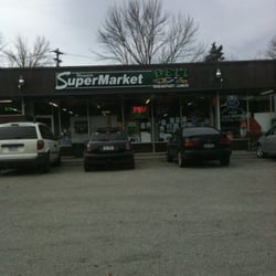 Wingdale Supermarket - In front of the Wingdale Supermarket
