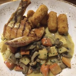 guinea fowl with mushrooms