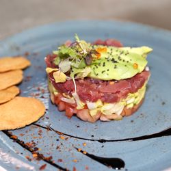 Vela Beach - Tartar de Atun  Vela Beach Torrevieja