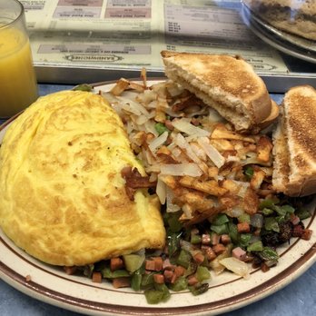 Mickey's Diner - Big omelette and big breakfast - Diners Near Me - Saint Paul, Minnesota