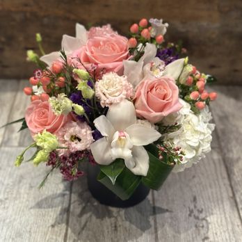 la Fleur d'Harlem - Florists Near Me - New York, New York la Fleur d'Harlem - Florists Near Me - New York, New York