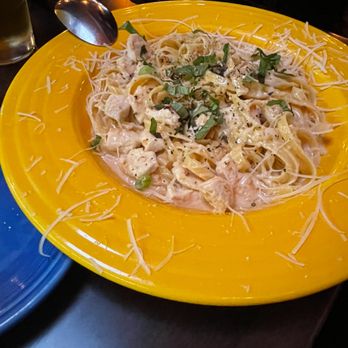 Cafe Veloce - Chicken alfredo. - Italian Near Me - Kirkland, Washington Cafe Veloce - Chicken alfredo. - Italian Near Me - Kirkland, Washington