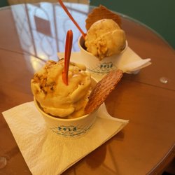 Pola Gelato Shop