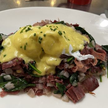 Boon Fly Cafe - Corned Beef Hash - American Near Me - Napa, California