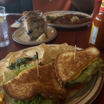 Hobee's Restaurant - Breakfast & Brunch Near Me - Sunnyvale, California