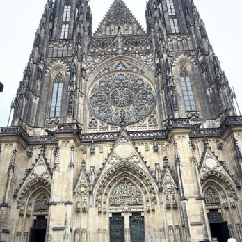 Pražský hrad - Landmarks & Historical Buildings Near Me - Prague, Puerto Rico