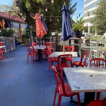 El Azteca Mexican Restaurant - Outdoor seating - Mexican Near Me - Atlanta, Georgia El Azteca Mexican Restaurant - Outdoor seating - Mexican Near Me - Atlanta, Georgia