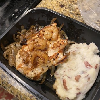 Applebee's Grill + Bar - The "6" shrimp that come with this meal ended up being 3 shrimp plus a tail because they didn't want to throw in the amount we paid for. - Sports Bars Near Me - Plant City, Florida