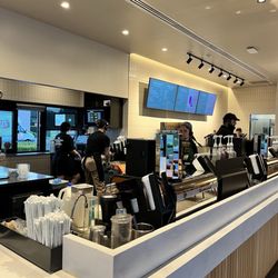 Starbucks - Front working hard