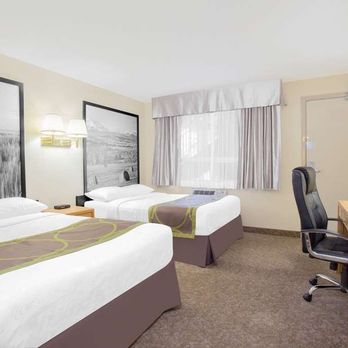 Super 8 by Wyndham Lethbridge - Guest room - Hotels Near Me - Lethbridge, Alberta Super 8 by Wyndham Lethbridge - Guest room - Hotels Near Me - Lethbridge, Alberta