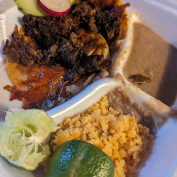 Santiago Supermarket - birria tacos, rice and beans - Mexican Near Me - Hilliard, Ohio