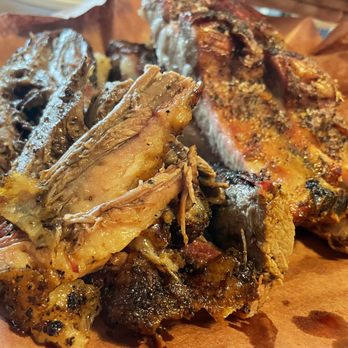 Cooper's Old Time Pit Bar-B-Que - Brisket - Barbeque Near Me - Austin, Texas