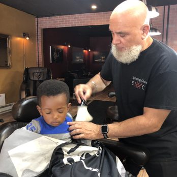 Spinning Chairs - Barbers Near Me - Philadelphia, Pennsylvania Spinning Chairs - Barbers Near Me - Philadelphia, Pennsylvania