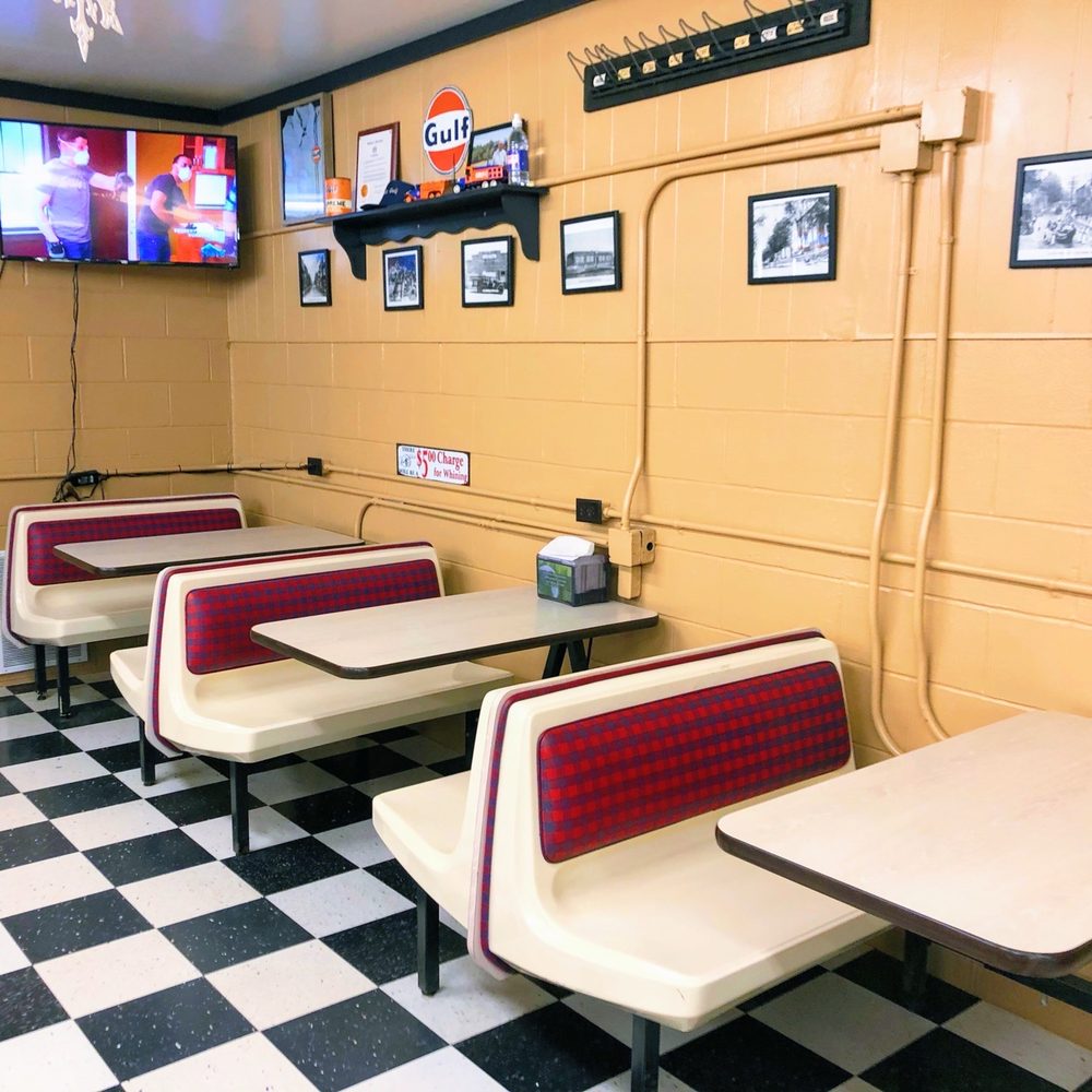 Valley General Store - the interior of a diner - Gas Stations Near Me - Petersburg, Pennsylvania Valley General Store - the interior of a diner - Gas Stations Near Me - Petersburg, Pennsylvania