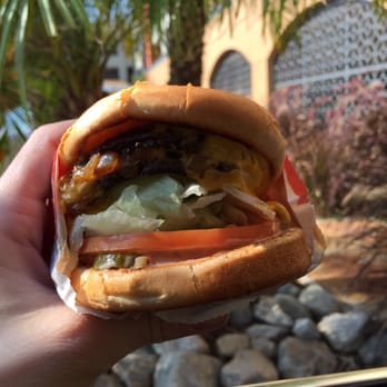 In-N-Out Burger - Double burger animal style - Burgers Near Me - Glendale, California In-N-Out Burger - Double burger animal style - Burgers Near Me - Glendale, California