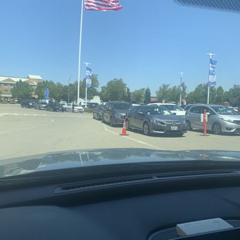Dublin Honda - The line of cars waiting for service at 1pm - Car Dealers Near Me - Dublin, California Dublin Honda - The line of cars waiting for service at 1pm - Car Dealers Near Me - Dublin, California