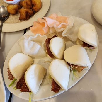 Mini Garden Orient Cuisine - The bao had the skin and some meat inside. - Cantonese Near Me - Honolulu, Hawaii