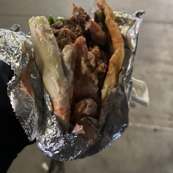 Sharif Famous - Combo gyro $8 - Food Trucks Near Me - New York, New York Sharif Famous - Combo gyro $8 - Food Trucks Near Me - New York, New York