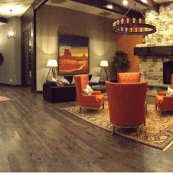 Desert Rose Resort & Cabins - Panorama of beautiful lobby - Hotels Near Me - Bluff, Utah