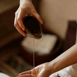 Foot Heaven - Luxury oil massage SPA. Relaxing aromatherapy body massage to release stress and soothe tired muscles at our spa salon.