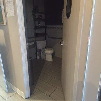 RIBBRO BBQ - Clean bathroom a plus - Barbeque Near Me - Long Beach, California
