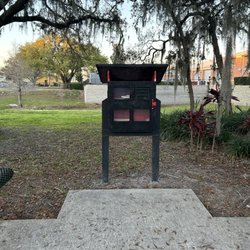 Boston Hill Park - Community Library