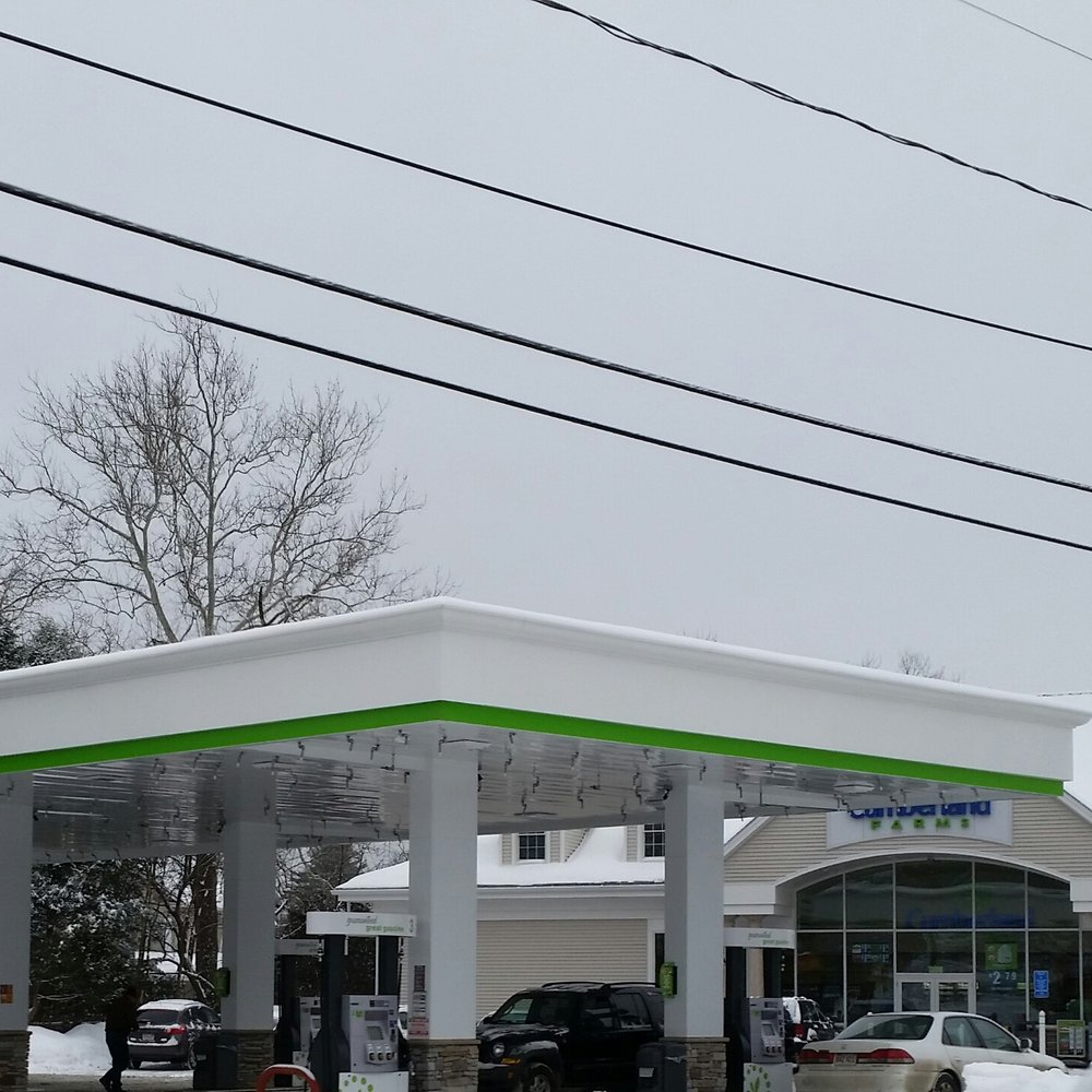 Cumberland Farms - a gas station in the snow - Convenience Stores Near Me - GREENFIELD, Massachusetts Cumberland Farms - a gas station in the snow - Convenience Stores Near Me - GREENFIELD, Massachusetts