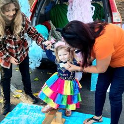 Therapeutic Language Clinic - Trunk or Treat! Come for non-food treats, gross and fine motor activities at each trunk, and a smaller, less overwhelming experience!