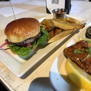 Kairoa Brewing Company - Slider & Fries (HH menu) - Brewpubs Near Me - San Diego, California Kairoa Brewing Company - Slider & Fries (HH menu) - Brewpubs Near Me - San Diego, California