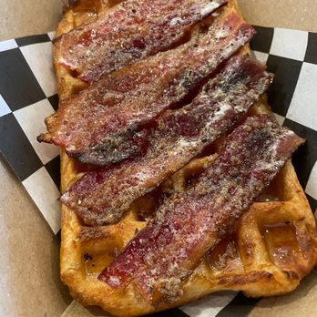 Tamper Room Cafe & Gallery - Croffle with bacon and Maple syrup - Cafes Near Me - Fremont, California Tamper Room Cafe & Gallery - Croffle with bacon and Maple syrup - Cafes Near Me - Fremont, California