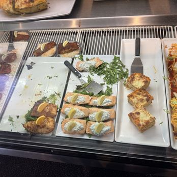 Cucina - Salad bar area - Delis Near Me - Salt Lake City, Utah