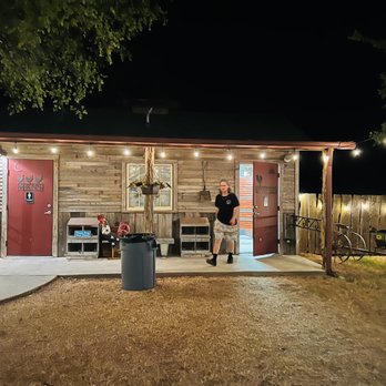 Warren's Backyard - Bathroooms - Bars Near Me - Granbury, Texas Warren's Backyard - Bathroooms - Bars Near Me - Granbury, Texas