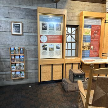 Tennessee Welcome Center - Public Services & Government Near Me - Clarksville, Tennessee Tennessee Welcome Center - Public Services & Government Near Me - Clarksville, Tennessee