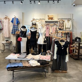 Ariel Boutique - Women's Clothing Near Me - Torrance, California